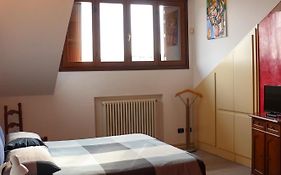 La Corte Di Brusuglio Apartments